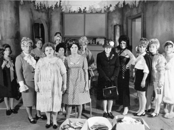 1018 Les Belles-Soeurs - photo de la distribution de la crÈatio