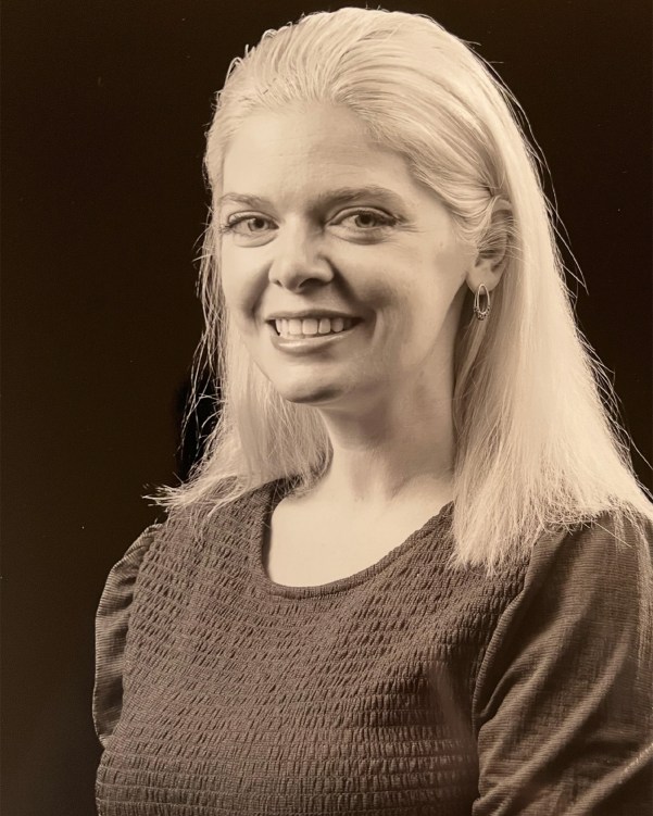 JeN Hashimoto Headshot